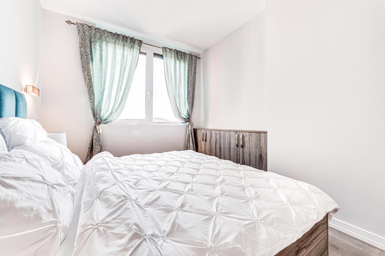 Ari Brownie Apartment - Luxurious Stay Arad Eksteriør billede